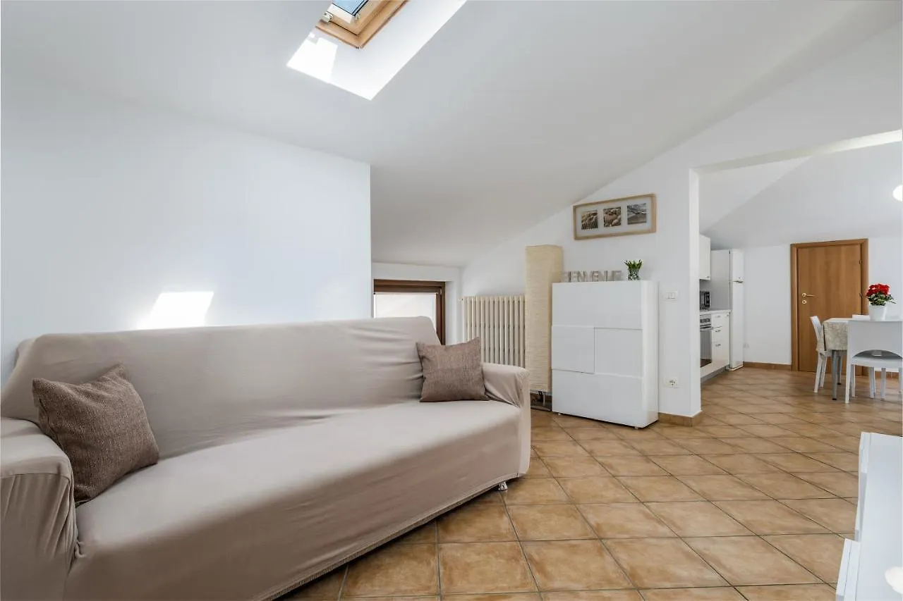 Lago Di Garda Vc, Dimora Charme Of Butterfly Cavaion Veronese Apartment